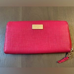 Cole Hann Continental zip around wallet